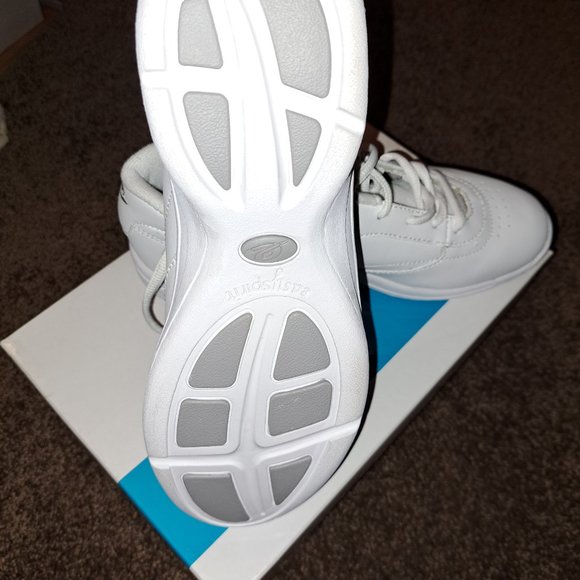 Easy Spirit LEATHER Jp Energetic Shoes Women's,Level 1,size 8.5 - Picture 5 of 9